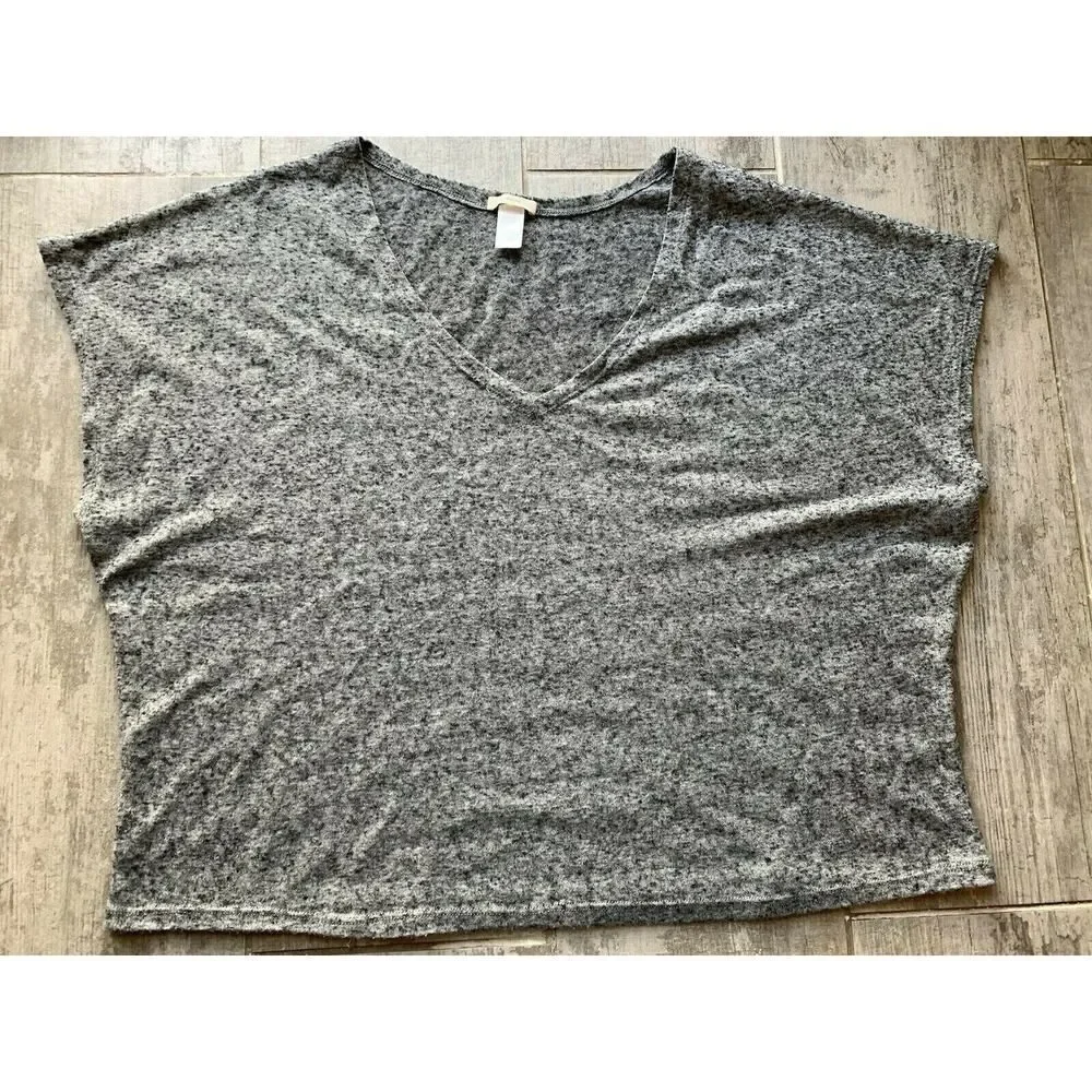EBERJEY Bobby The Camp Top Designer Casual V Neck Slouchy Sleep Shirt Lounge L